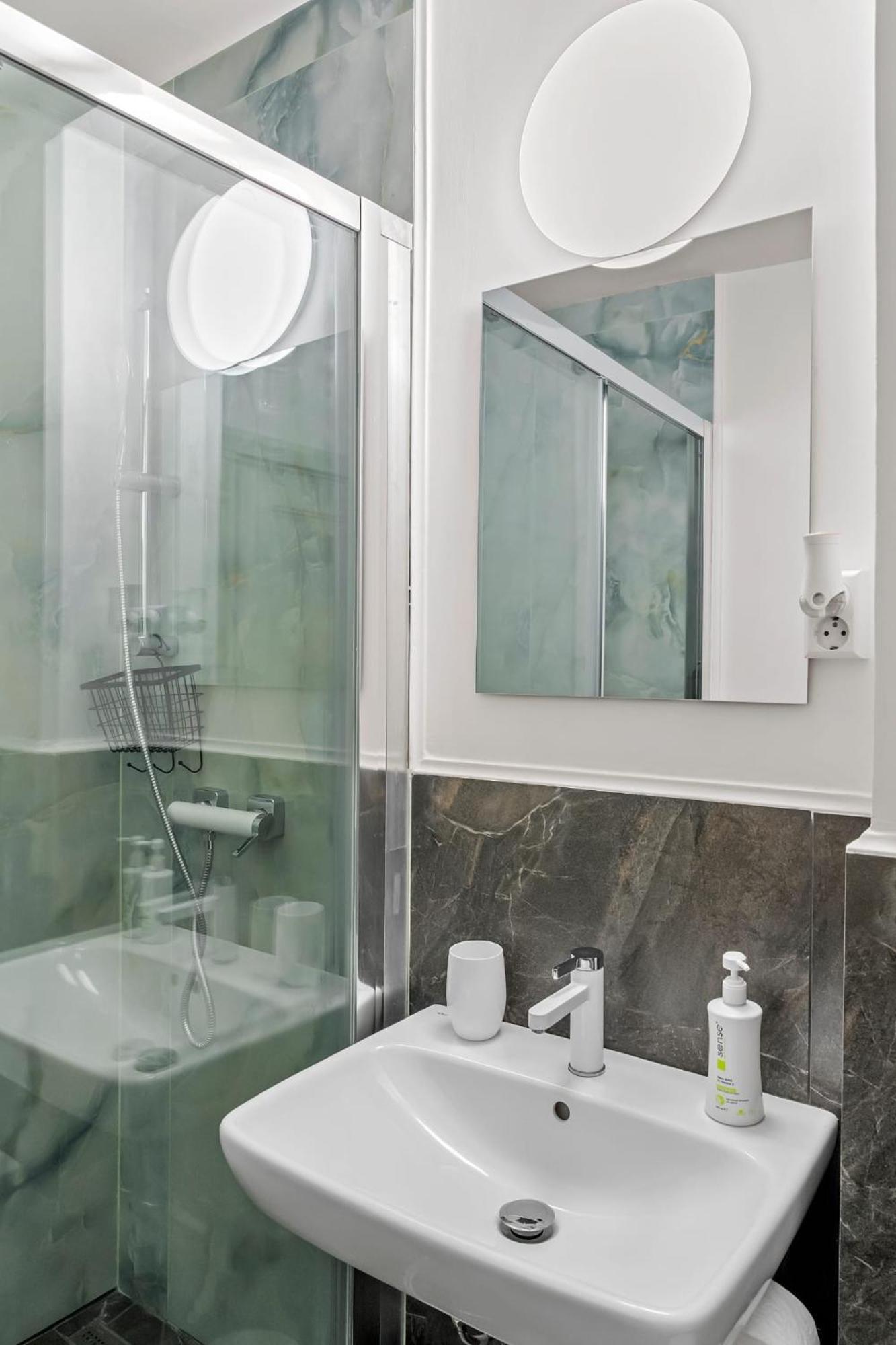 Unirii Zen Apartment Iasi Bagian luar foto